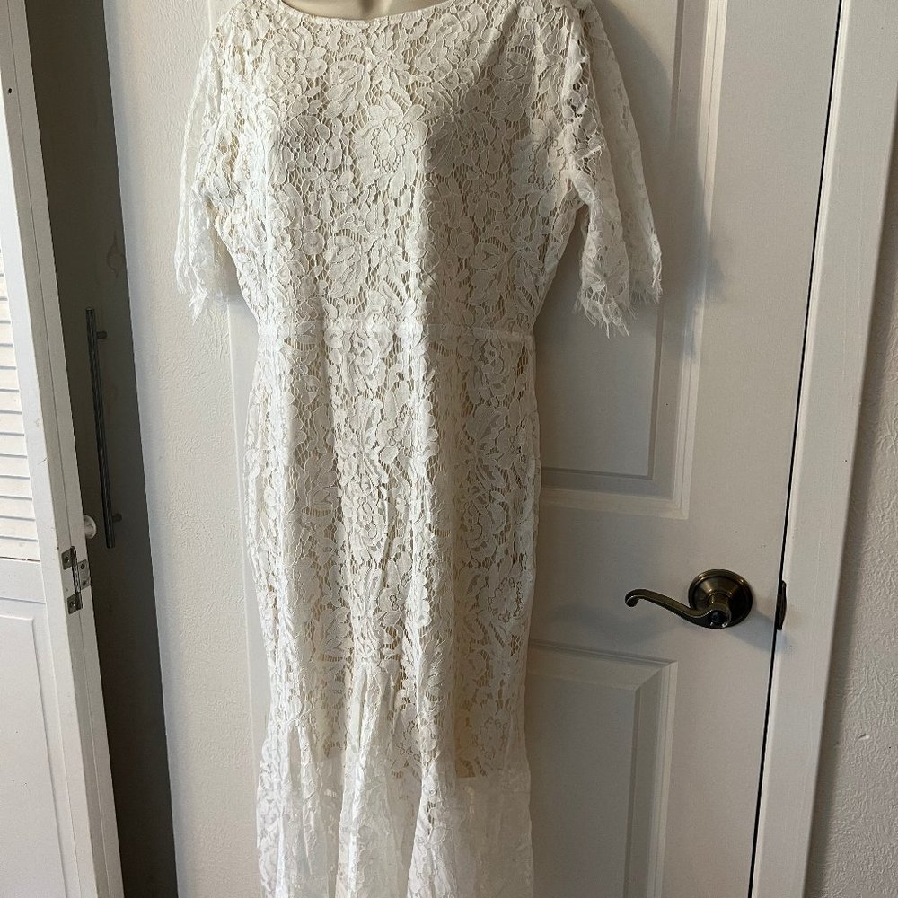 Women's White Lace Dress Size Large